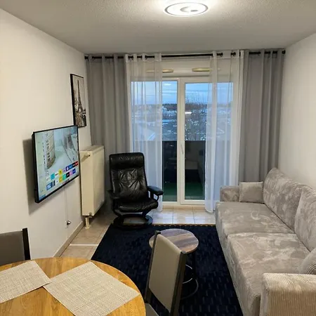 Calme Avec Balcon, A 4km Du Centre, Parking, Wi-fi, Netflix Gratuit アパート ストラスブール